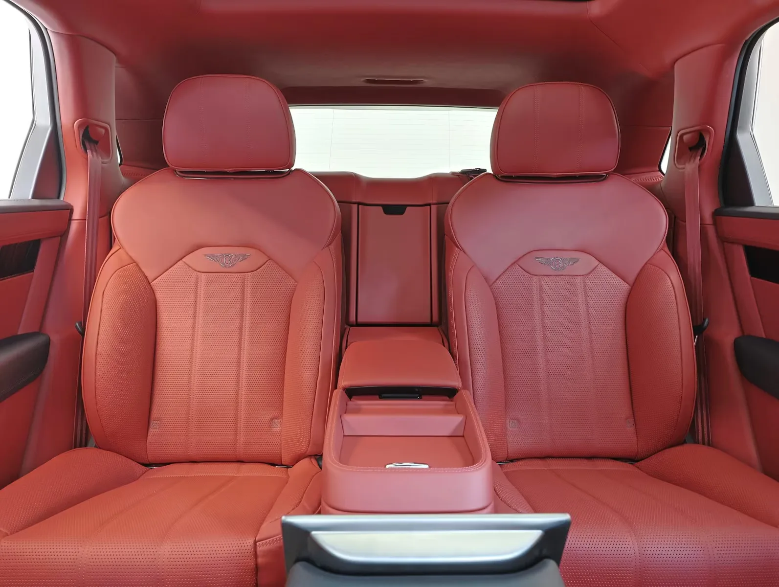 2025 Bentley Bentayga EWB, 13/19