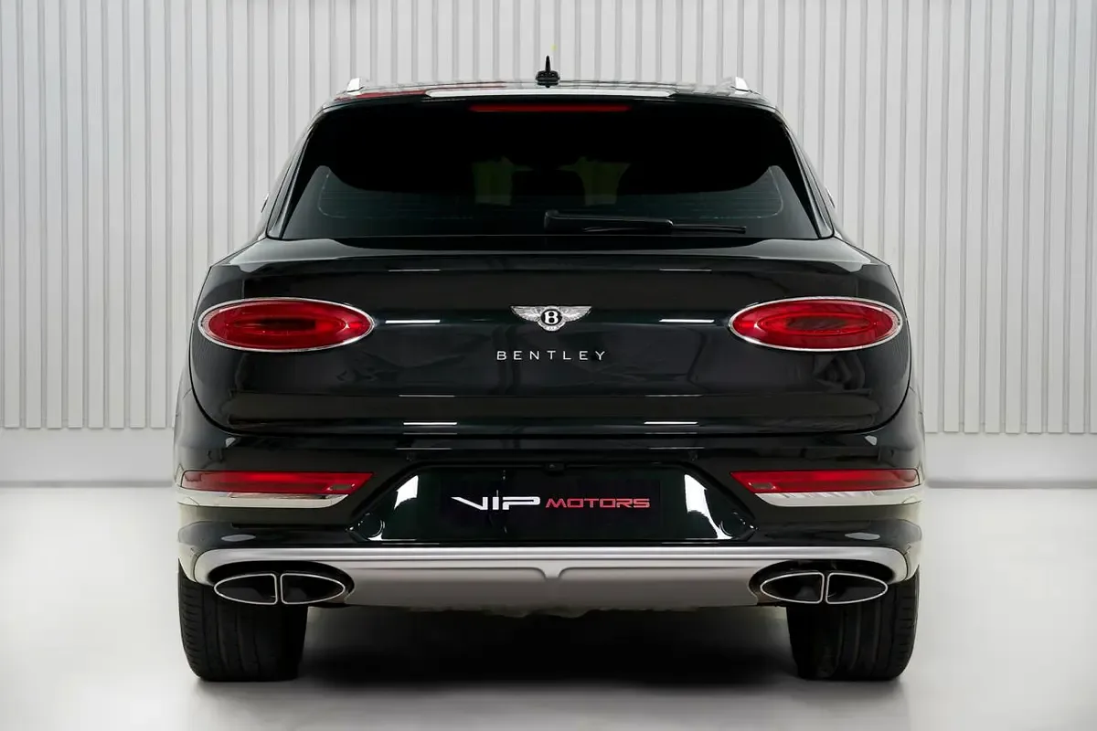 2025 Bentley Bentayga EWB, 5/12