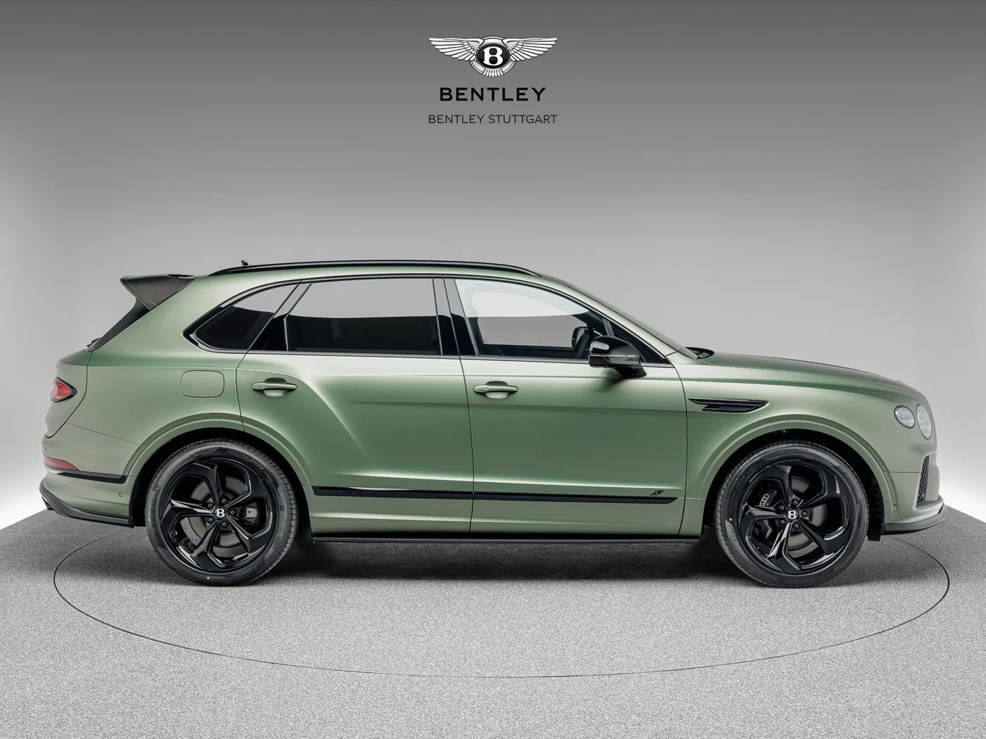 2025 Bentley Bentayga S proposée par un concessionnaire spécialisé à Böblingen, Allemagne, photo 2 sur 15
