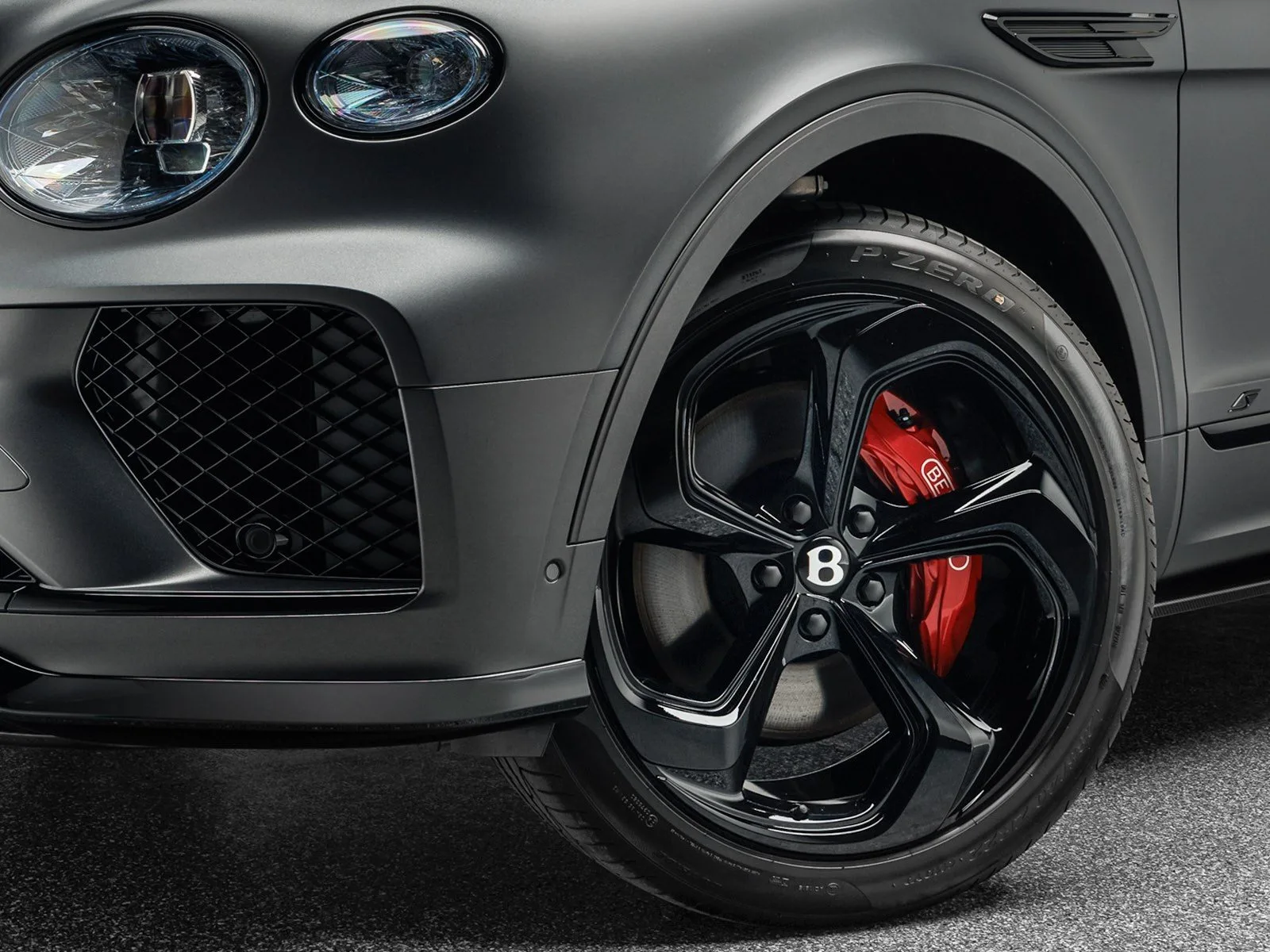 2025 Bentley Bentayga S, 9/30