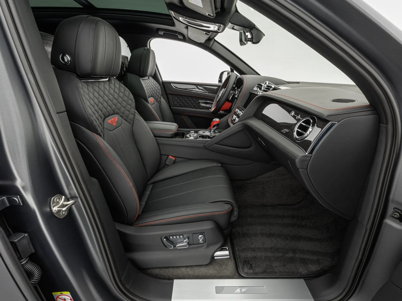 2025 Bentley Bentayga S, 17/30