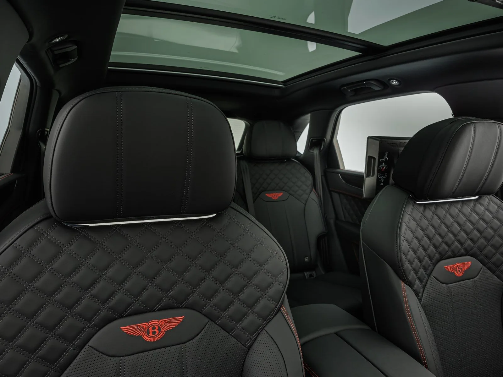 2025 Bentley Bentayga S, 20/30