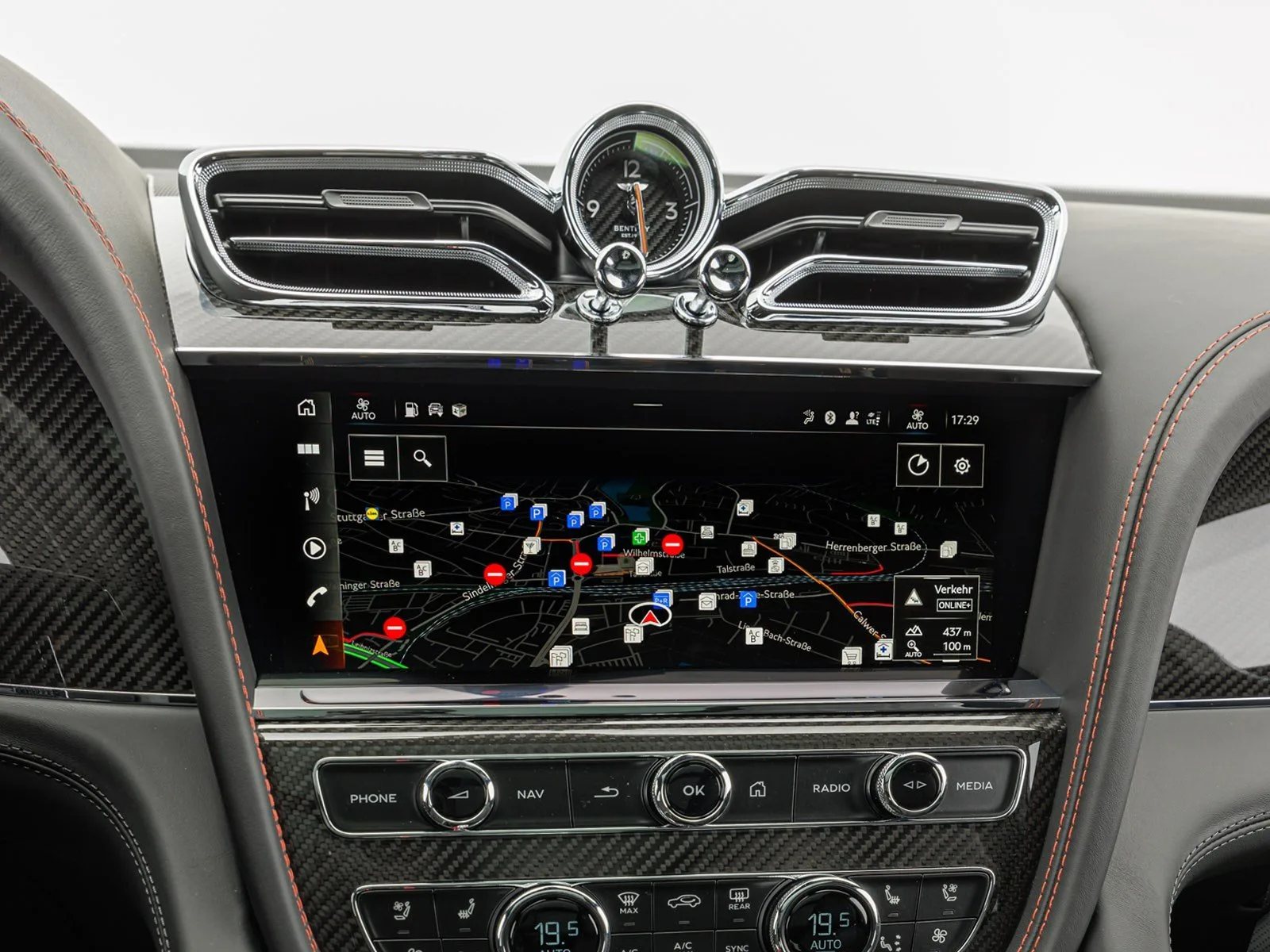 2025 Bentley Bentayga S, 29/30