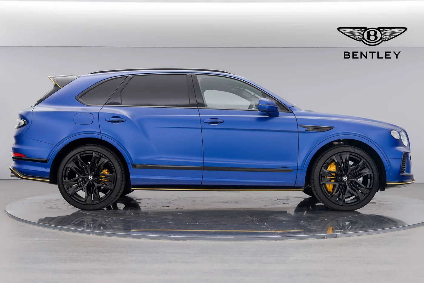 2025 Bentley Bentayga Speed offered by a franchised dealer group in Hatfield, United Kingdom, photo 3 of 25
