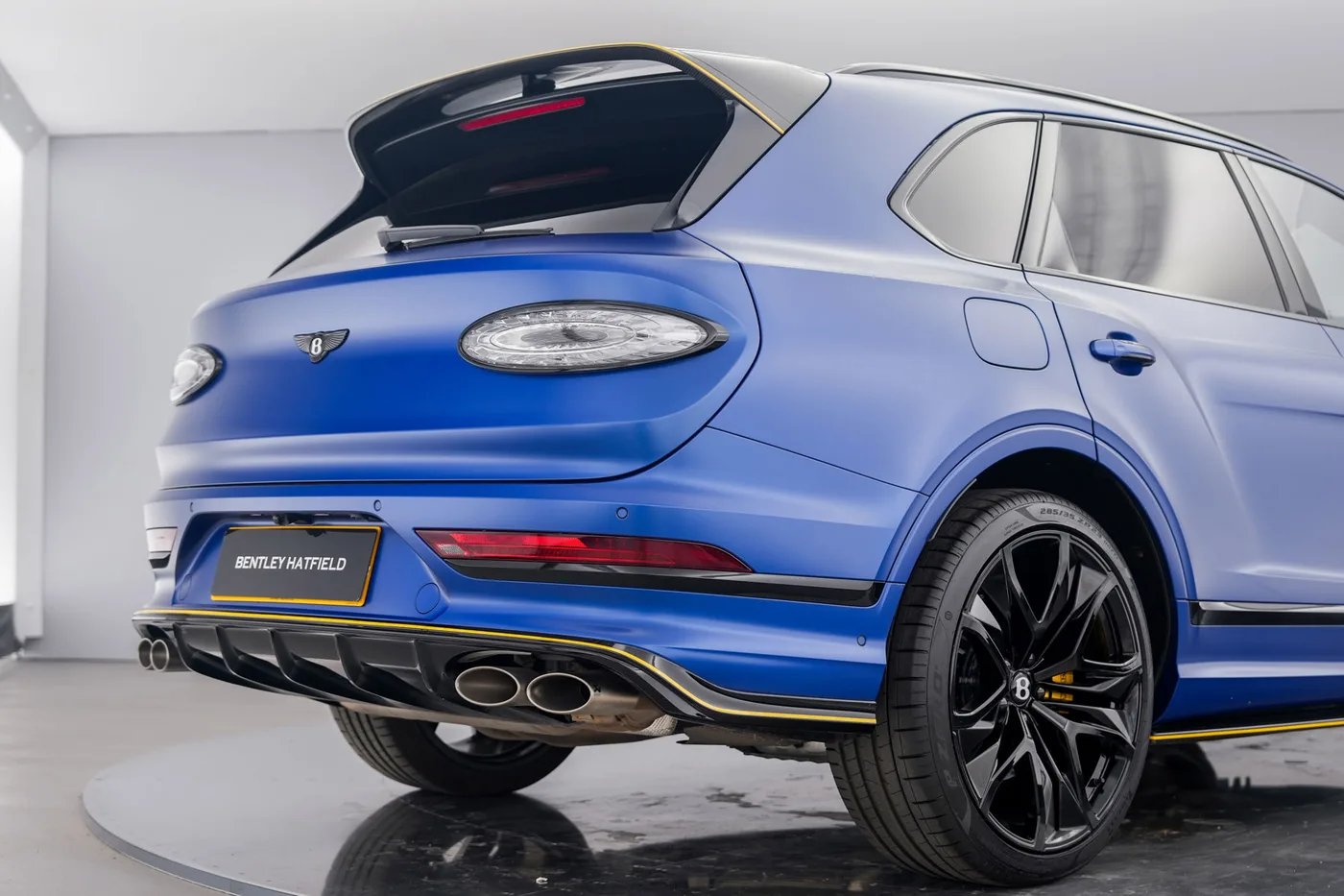 2025 Bentley Bentayga Speed offered by a franchised dealer group in Hatfield, United Kingdom, photo 13 of 25
