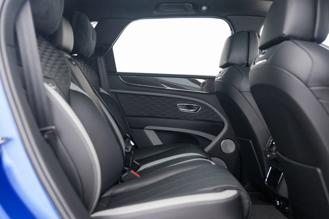2025 Bentley Bentayga Speed offered by a franchised dealer group in Hatfield, United Kingdom, photo 24 of 25