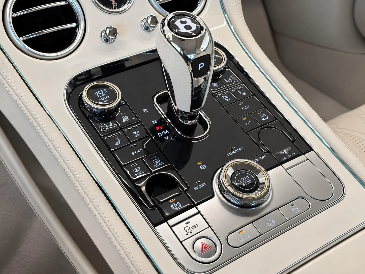 2025 Bentley Continental GT Azure, 14/30