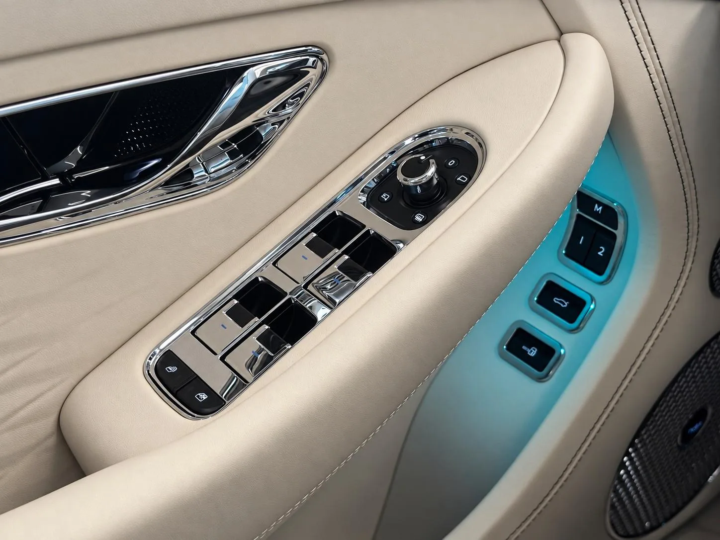 2025 Bentley Continental GT Azure, 20/30