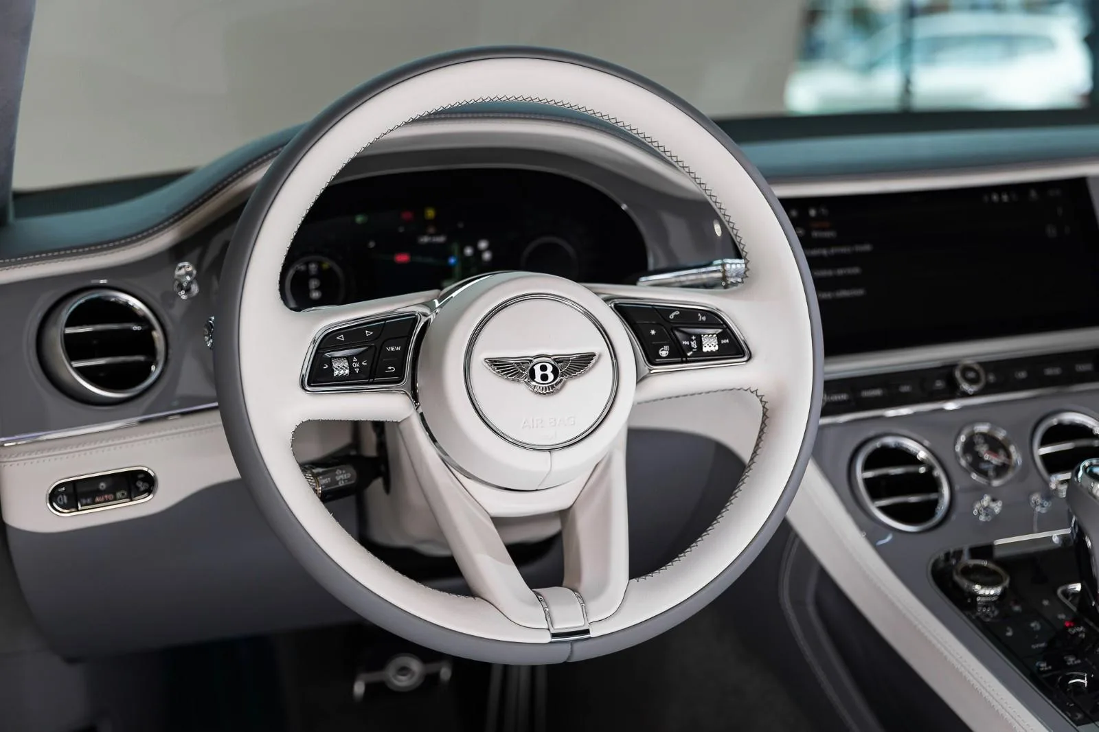 2025 Bentley Continental GT Azure, 9/30