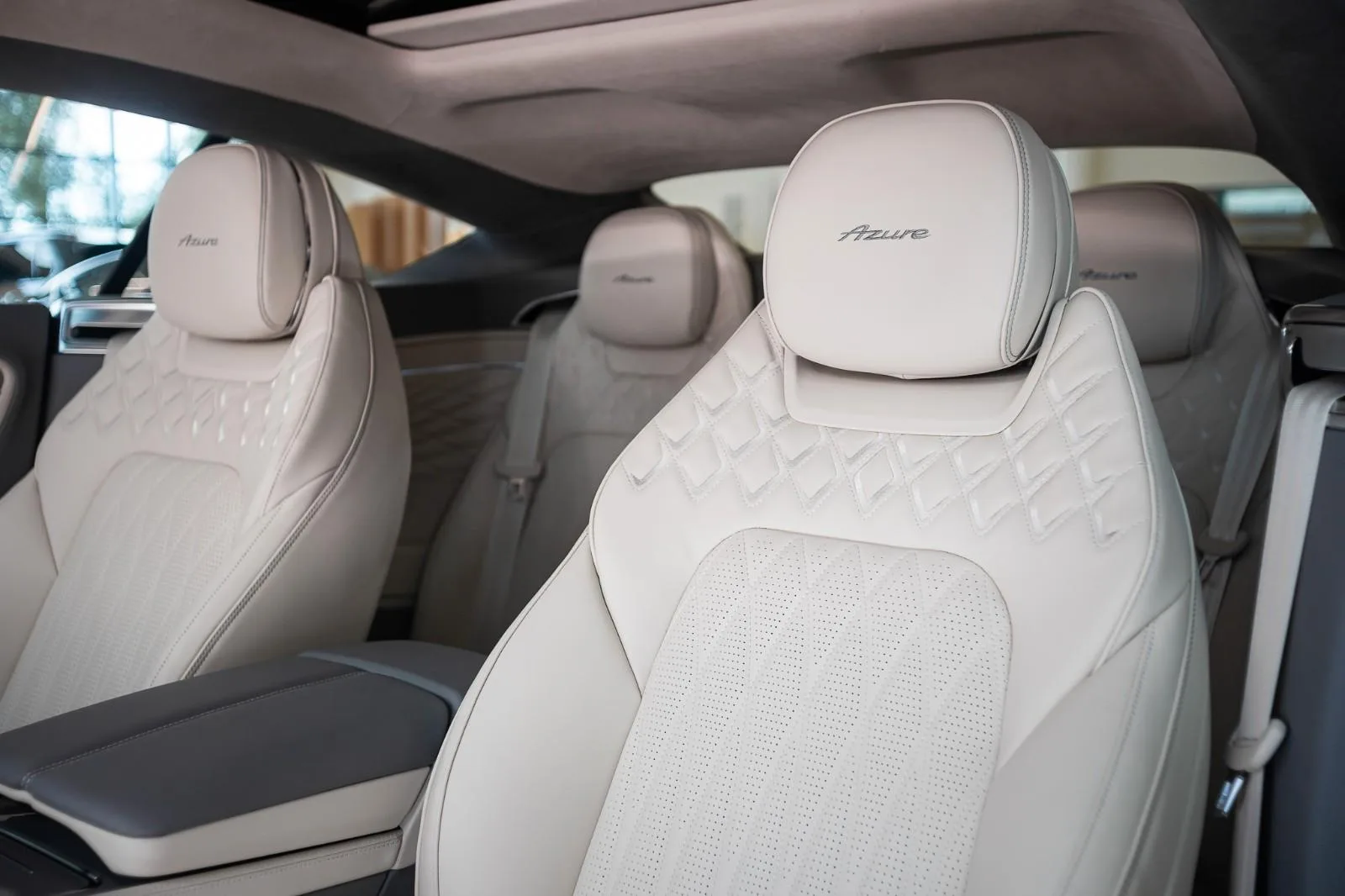 2025 Bentley Continental GT Azure, 10/30
