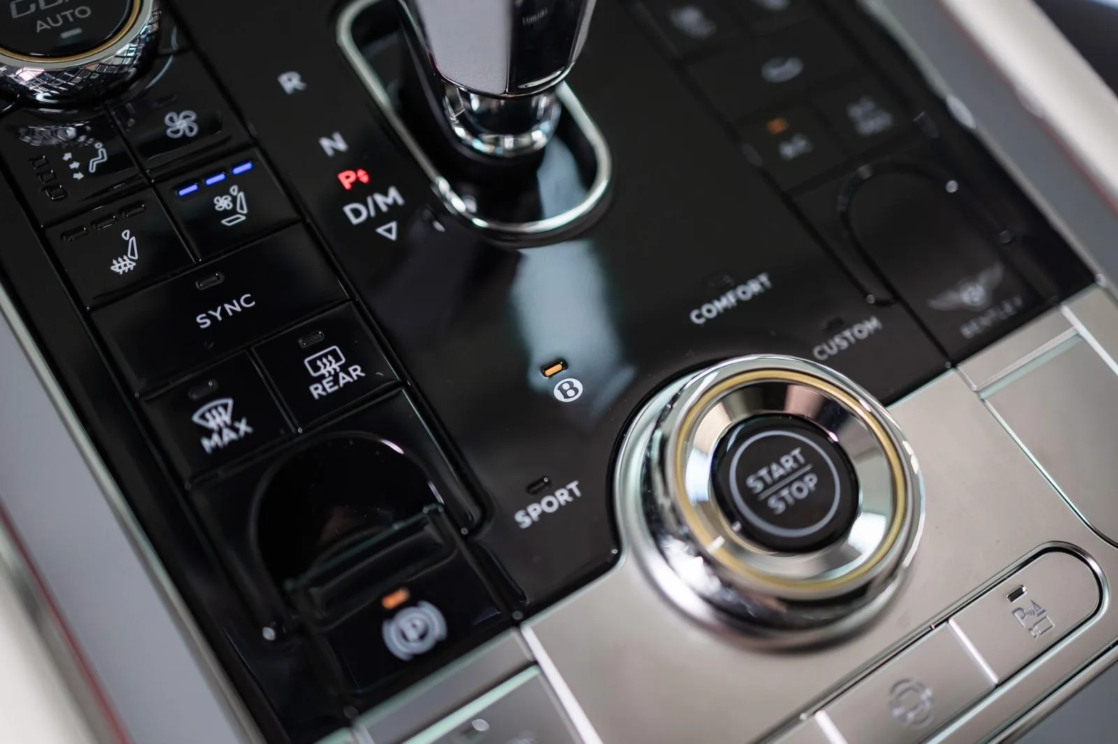 2025 Bentley Continental GT Azure, 20/30