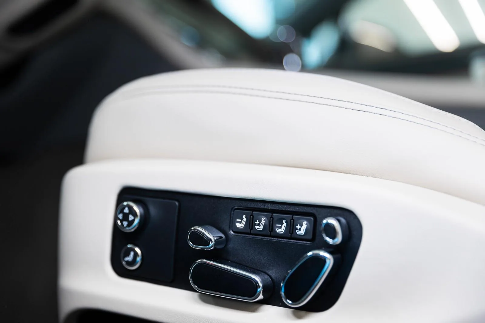 2025 Bentley Continental GT Azure, 25/30