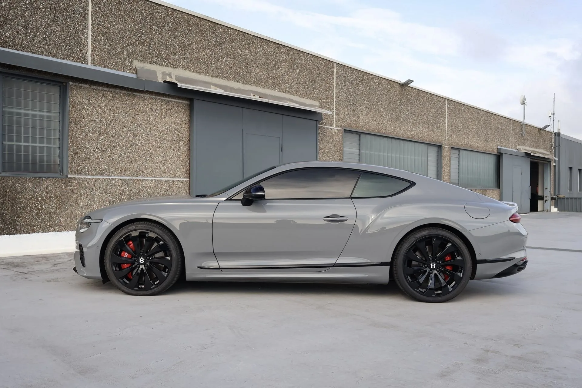 2025 Bentley Continental GT, 5/19