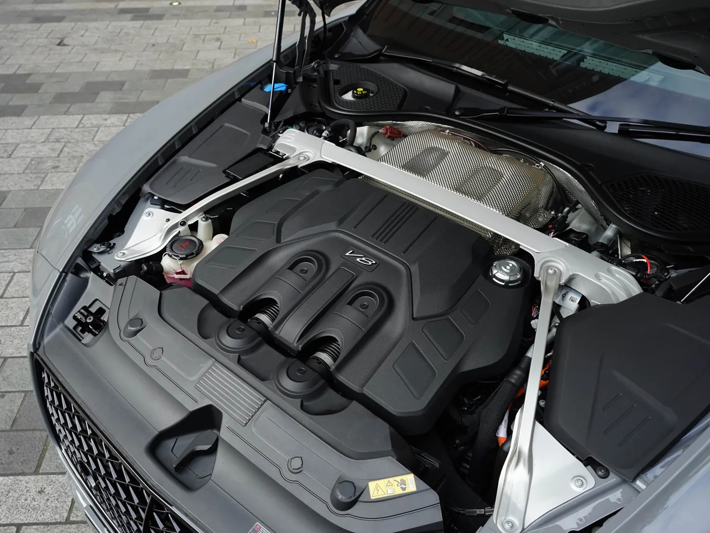 2025 Bentley Continental GT proposée par un groupe de concessions agréées à London, Royaume-Uni, photo 21 sur 25