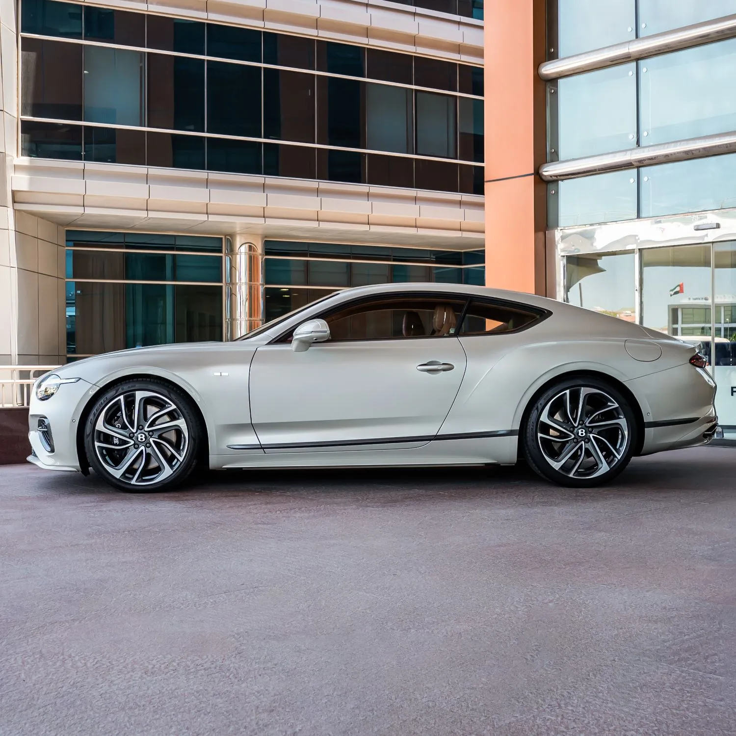 2025 Bentley Continental GT Speed offered by a specialist dealer in Dubai, United Arab Emirates, photo 6 of 18