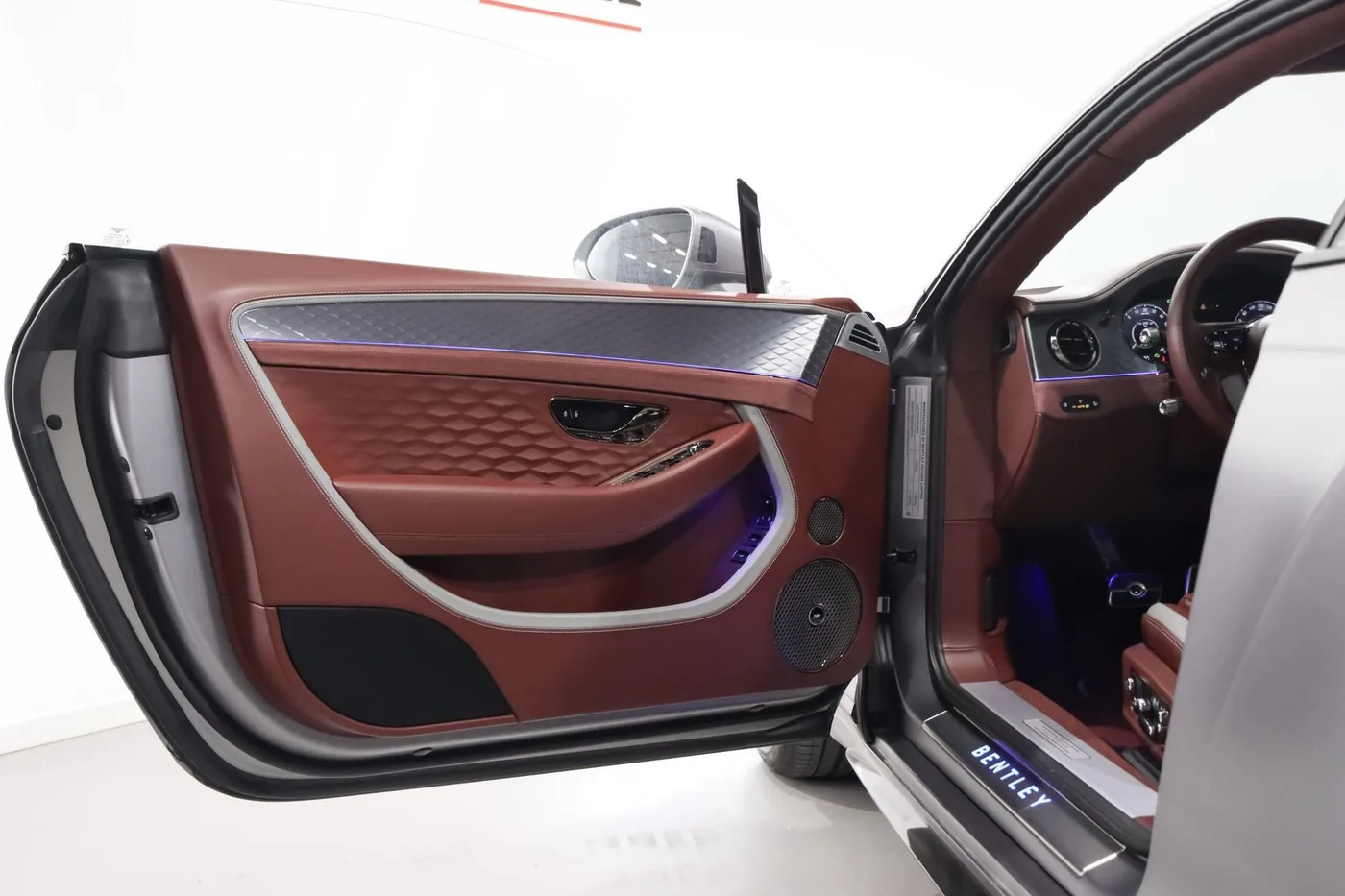 2025 Bentley Continental GT Speed angeboten von einem Supersportwagenhändler in Zibido San Giacomo, Italien, Foto 21 von 25
