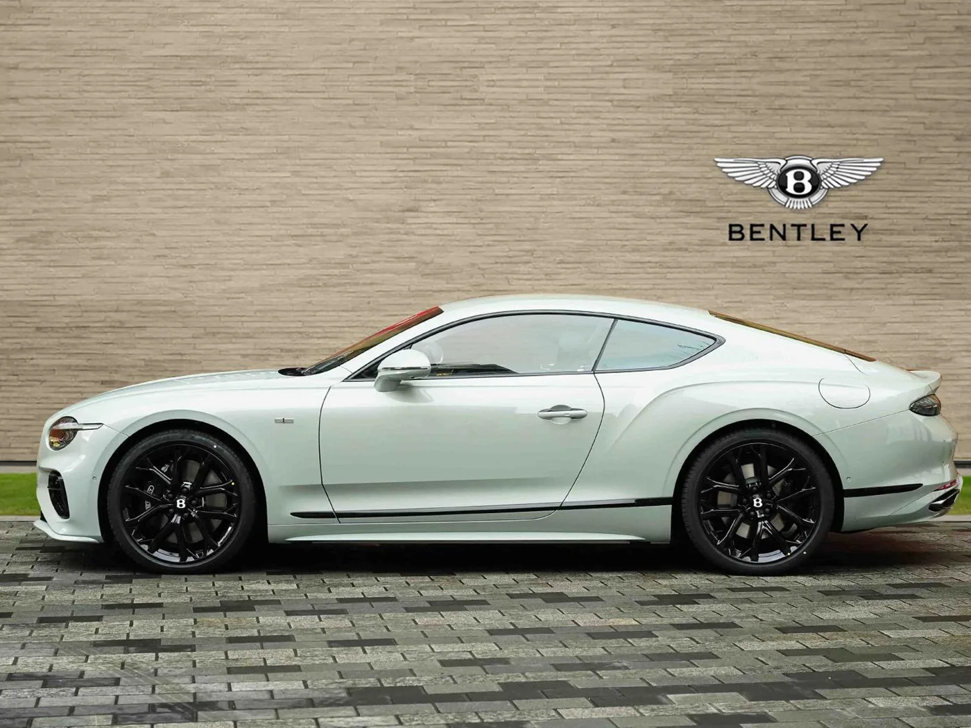2025 Bentley Continental GT Speed angeboten von einer Vertragshändlergruppe in London, Vereinigtes Königreich, Foto 9 von 25