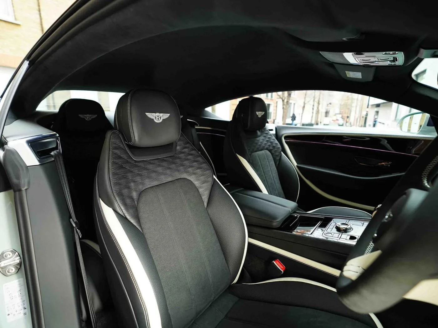 2025 Bentley Continental GT Speed angeboten von einer Vertragshändlergruppe in London, Vereinigtes Königreich, Foto 14 von 25