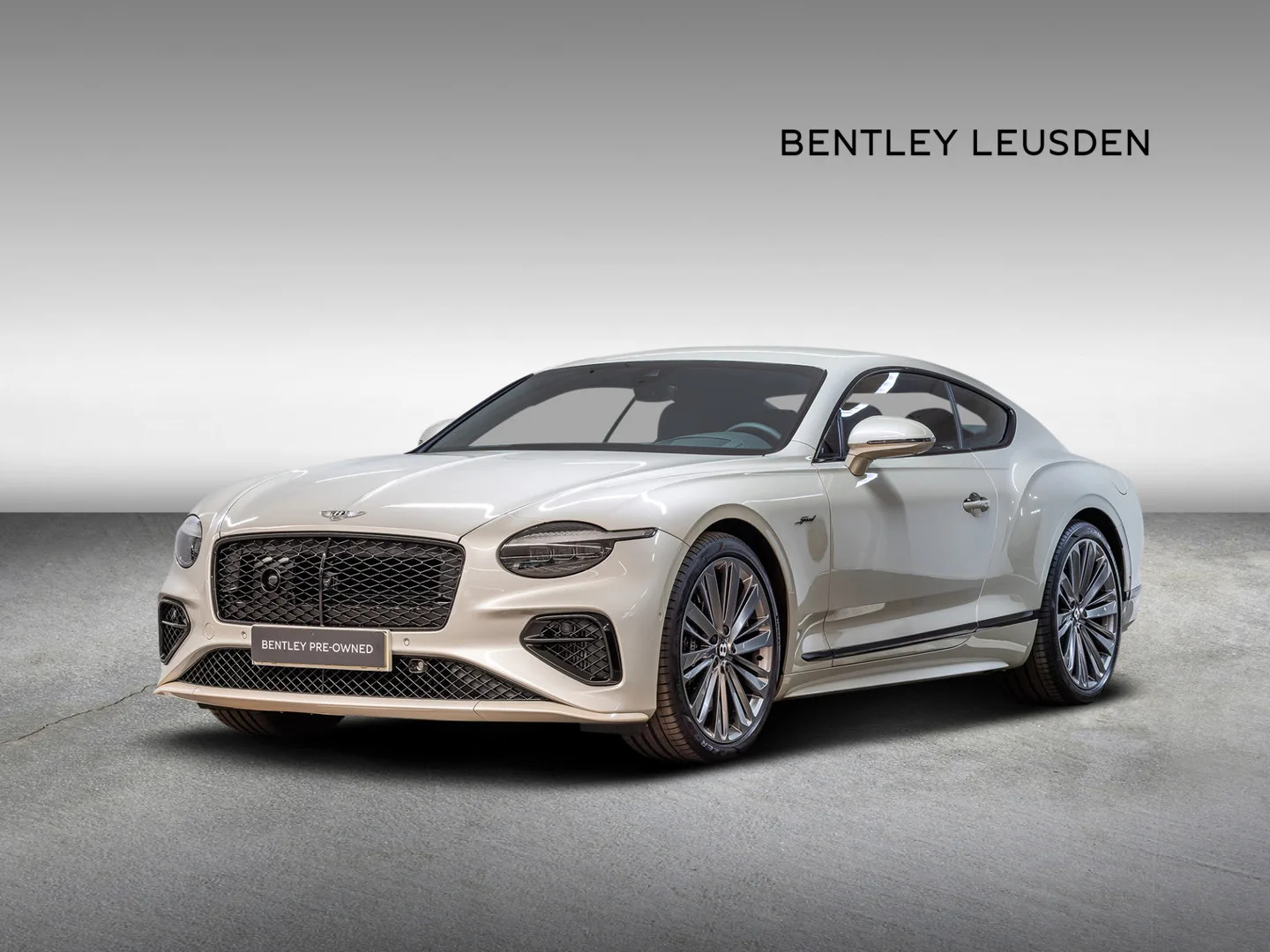 2025 Bentley Continental GT Speed V8 Hybrid proposée par un concessionnaire agréé Bentley à Leusden, Pays-Bas, photo principale