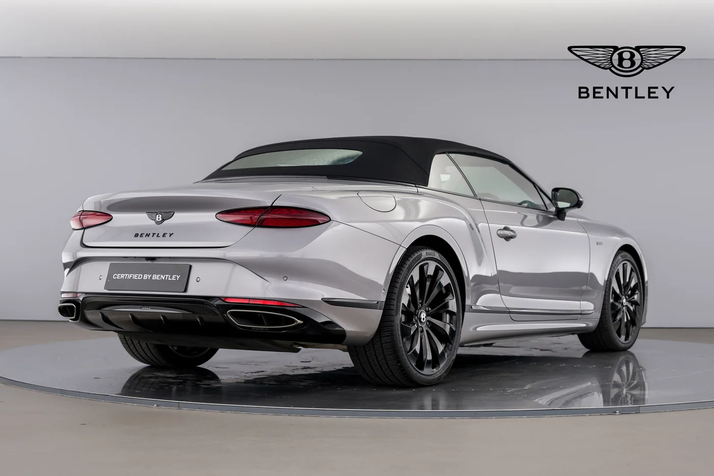 2025 Bentley Continental GTC offered by a franchised dealer group in Hatfield, United Kingdom, photo 17 of 25
