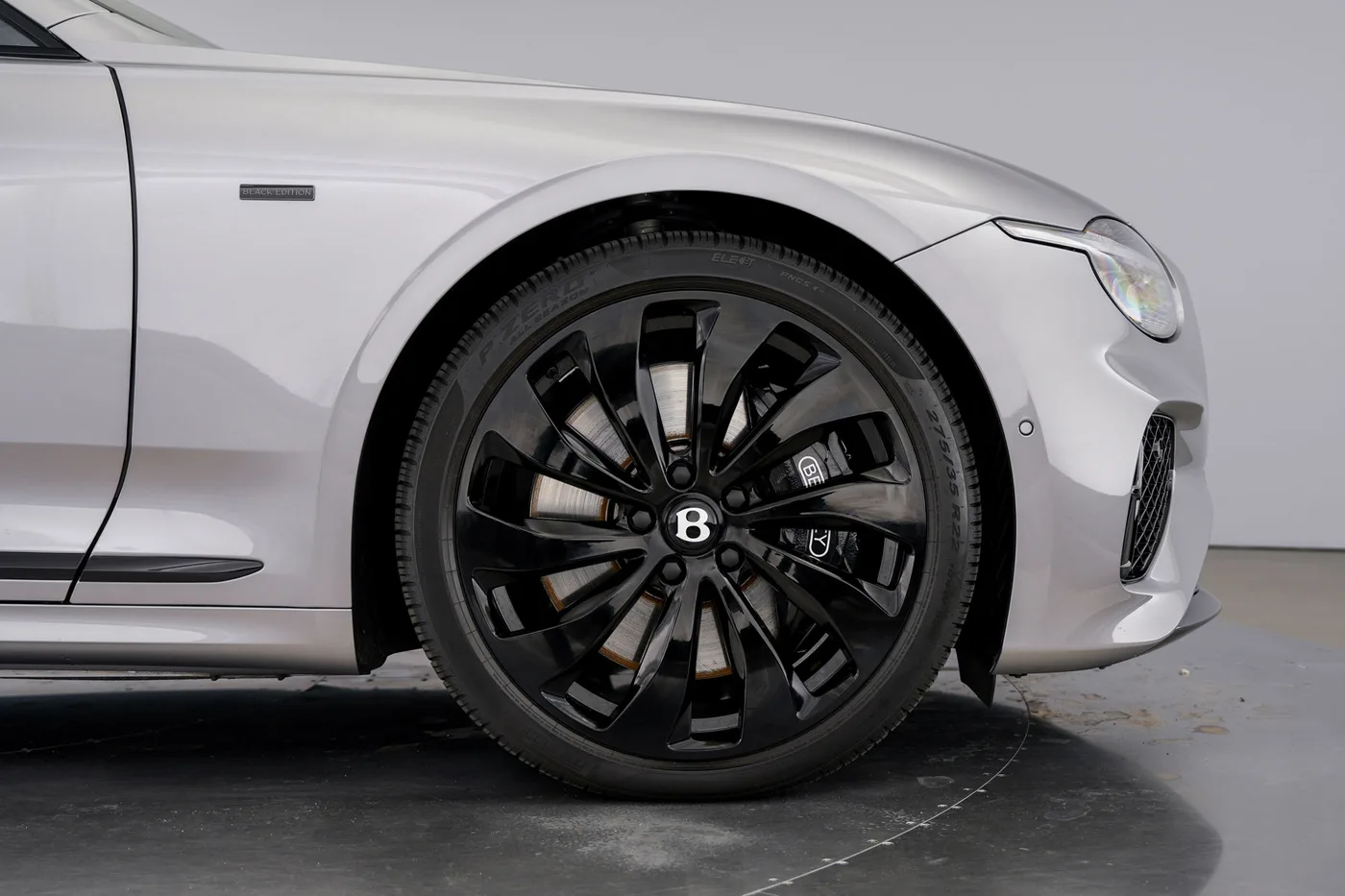 2025 Bentley Continental GTC offered by a franchised dealer group in Hatfield, United Kingdom, photo 22 of 25