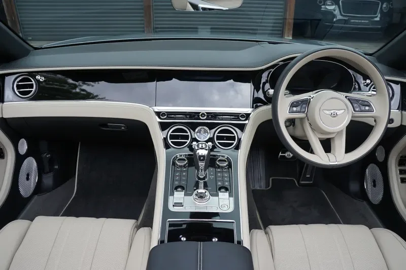 2025 Bentley Continental GTC, 4/30