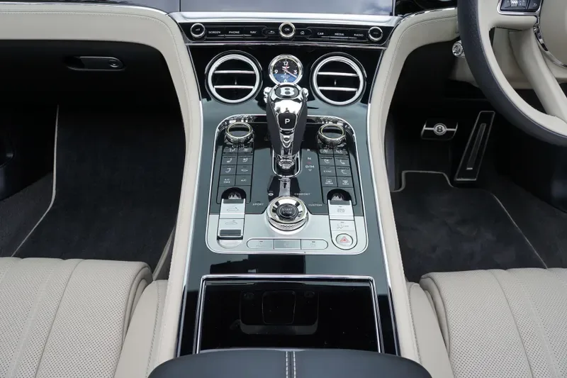2025 Bentley Continental GTC, 25/30