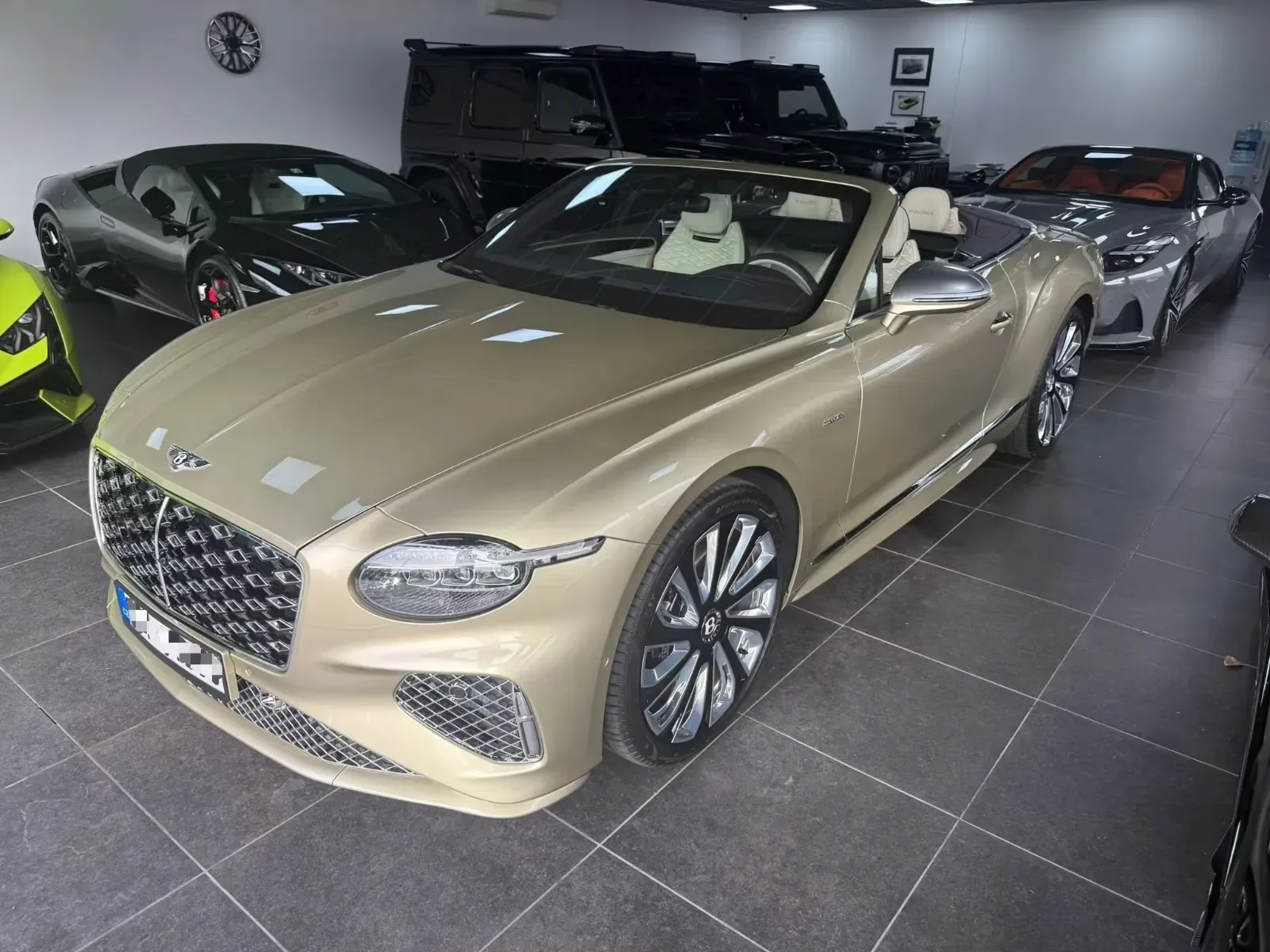 2025 Bentley Continental GTC Mulliner, 8/29
