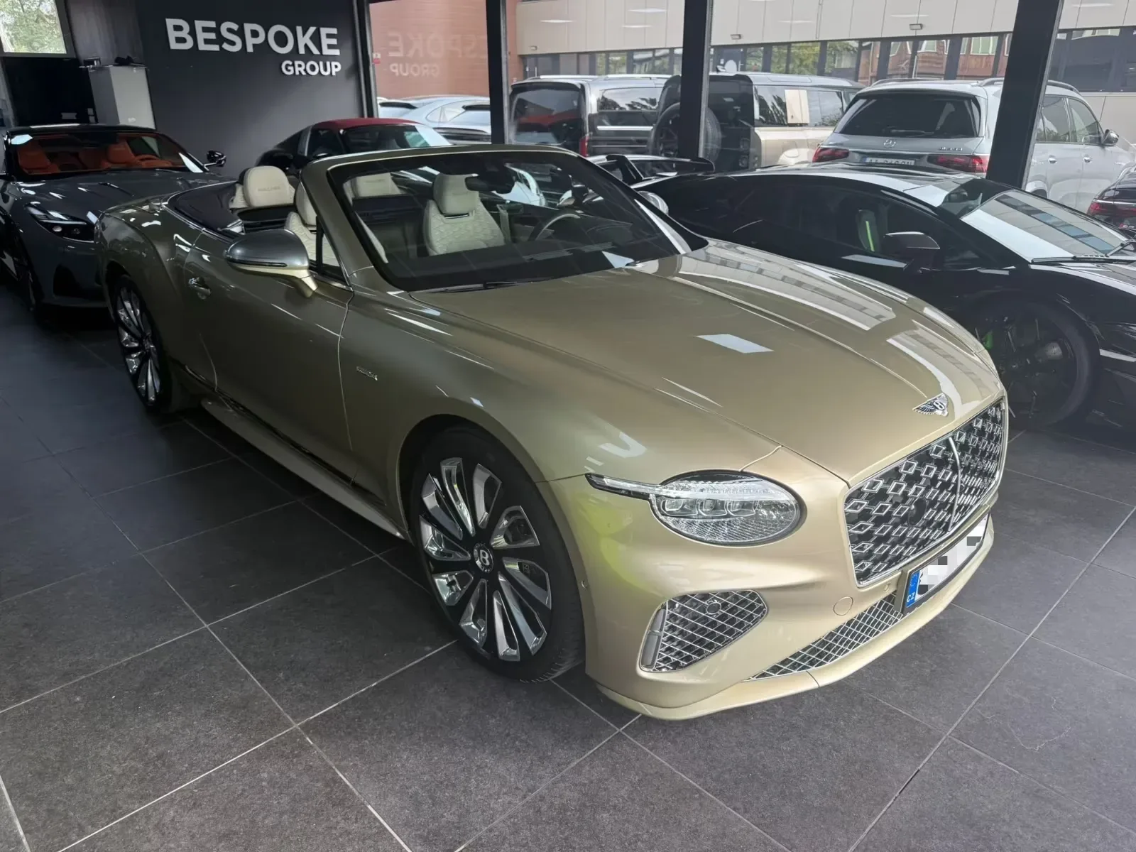 2025 Bentley Continental GTC Mulliner, 11/29