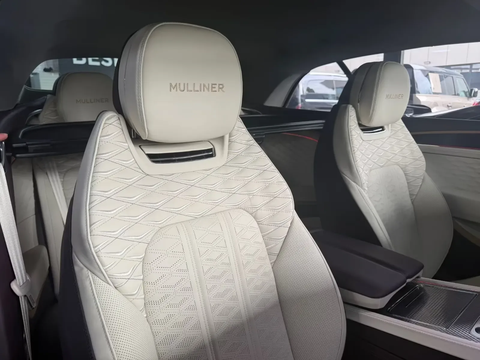 2025 Bentley Continental GTC Mulliner, 20/29
