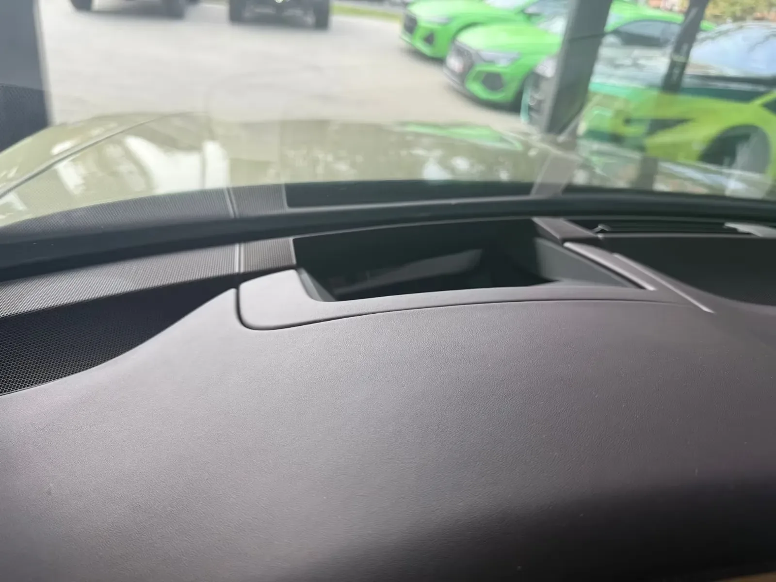 2025 Bentley Continental GTC Mulliner, 25/29