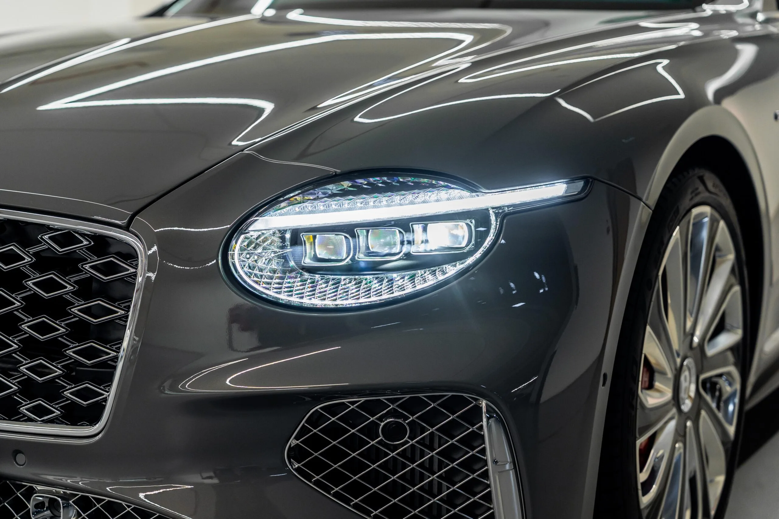 2025 Bentley Continental GTC Mulliner, 10/21