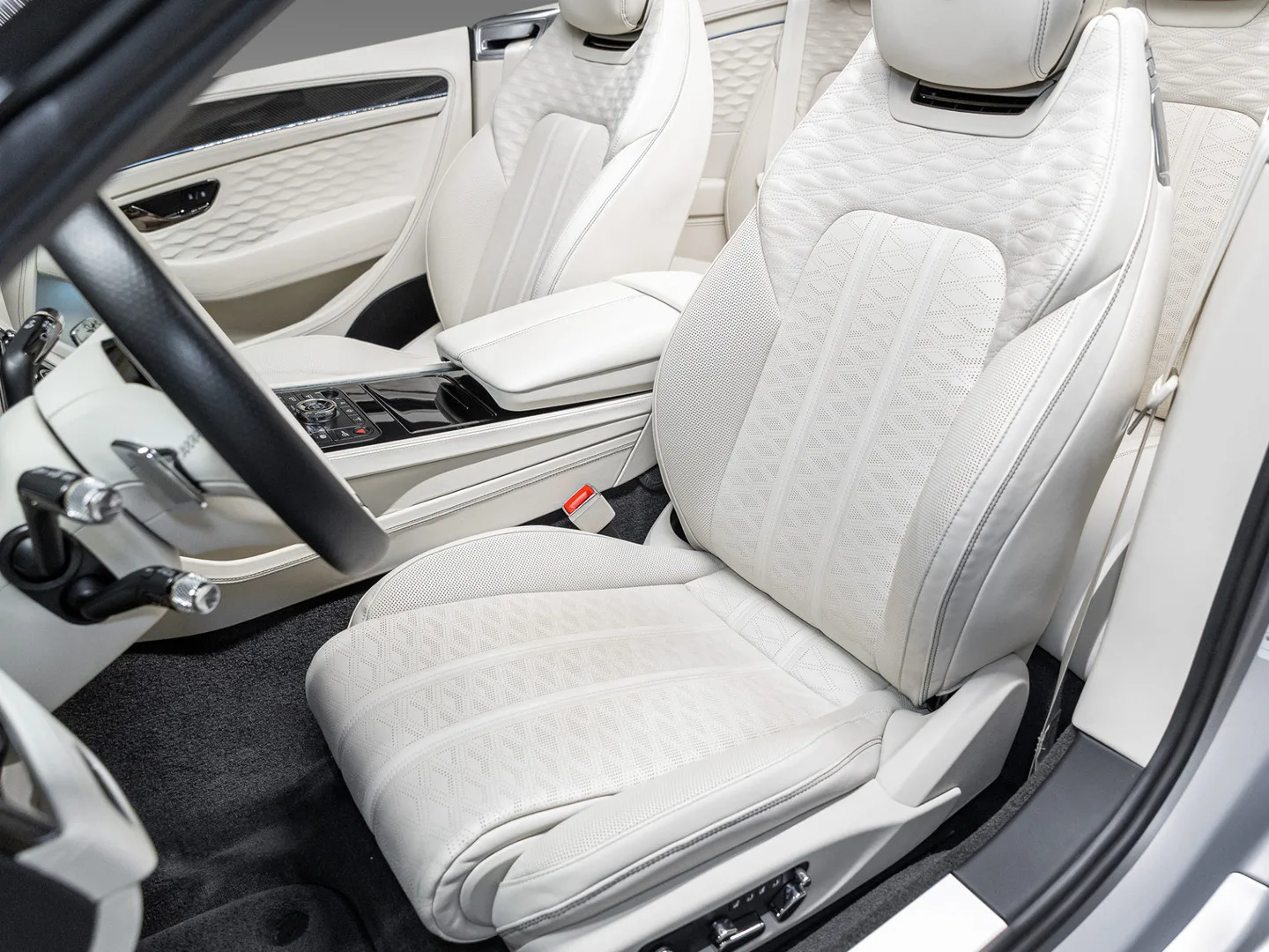 2025 Bentley Continental GTC Speed V8 Hybrid, 22/30