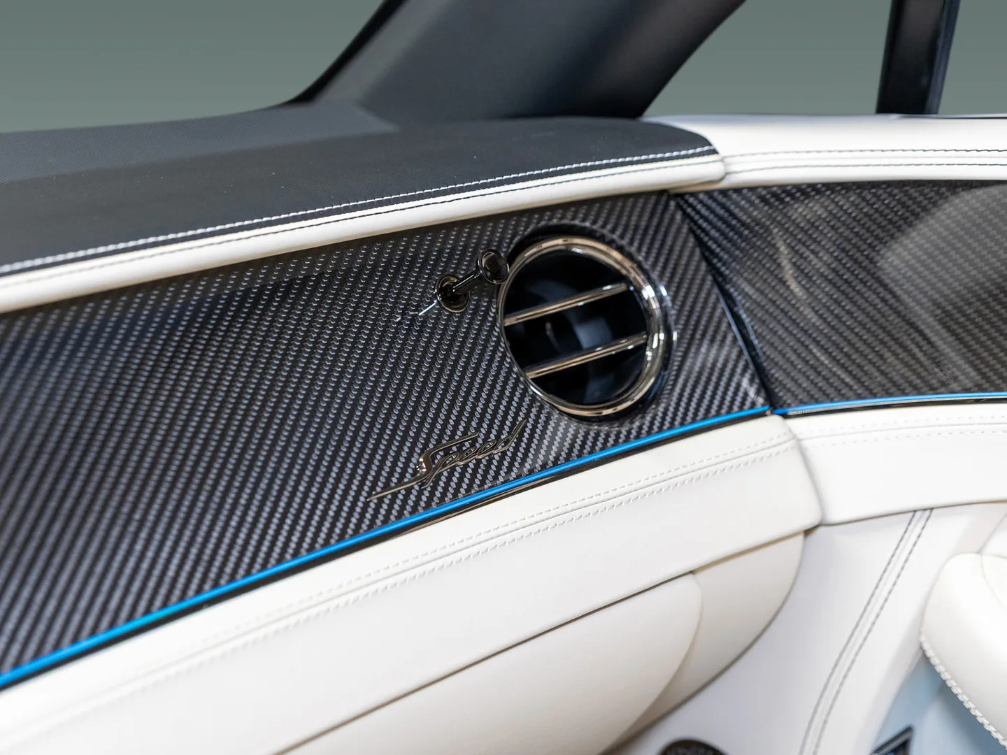 2025 Bentley Continental GTC Speed V8 Hybrid, 29/30