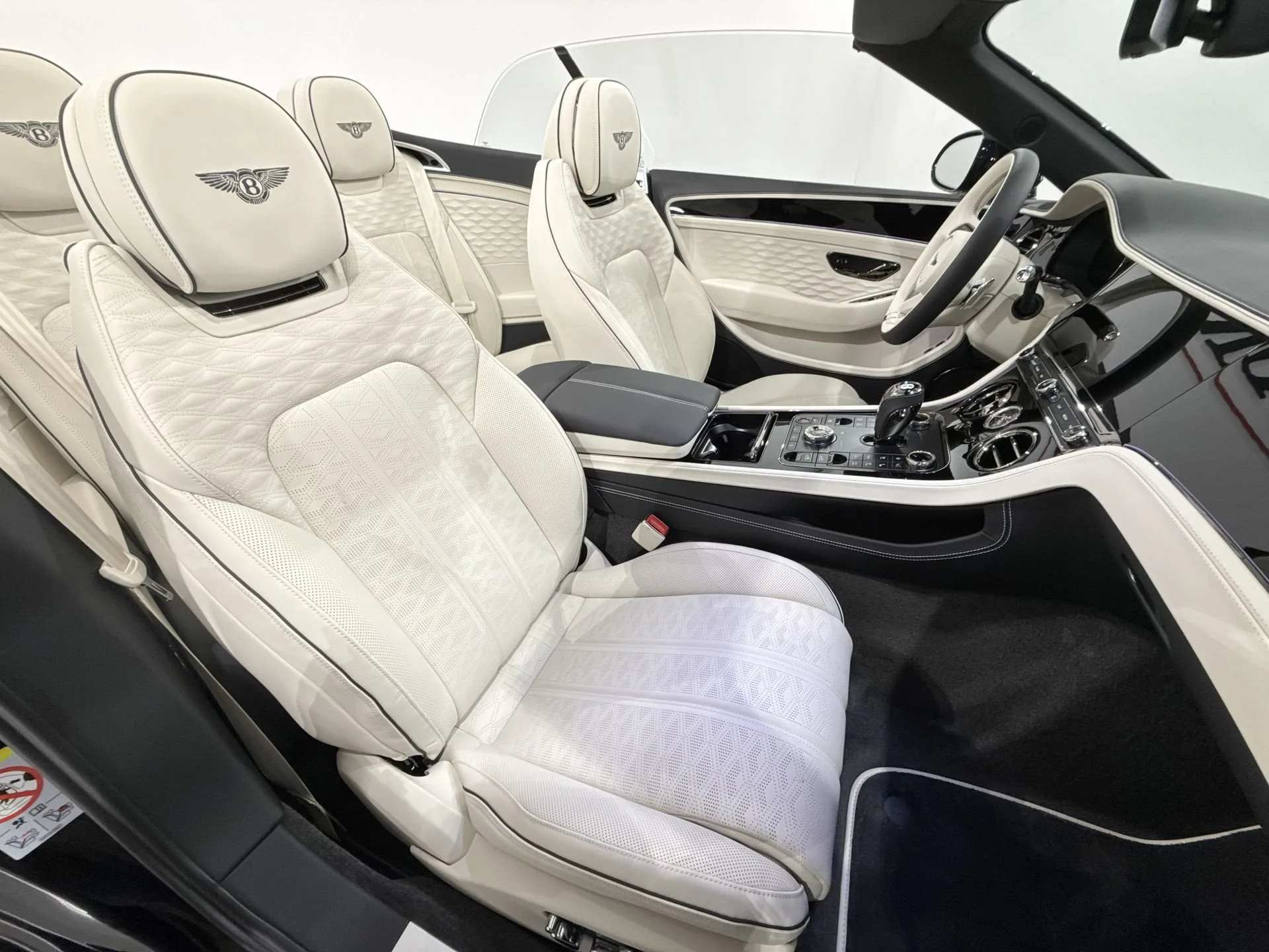 2025 Bentley Continental GTC Speed, 13/21