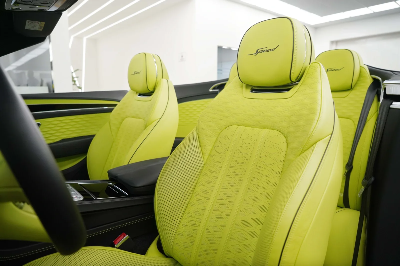 2025 Bentley Continental GTC Speed, 12/16