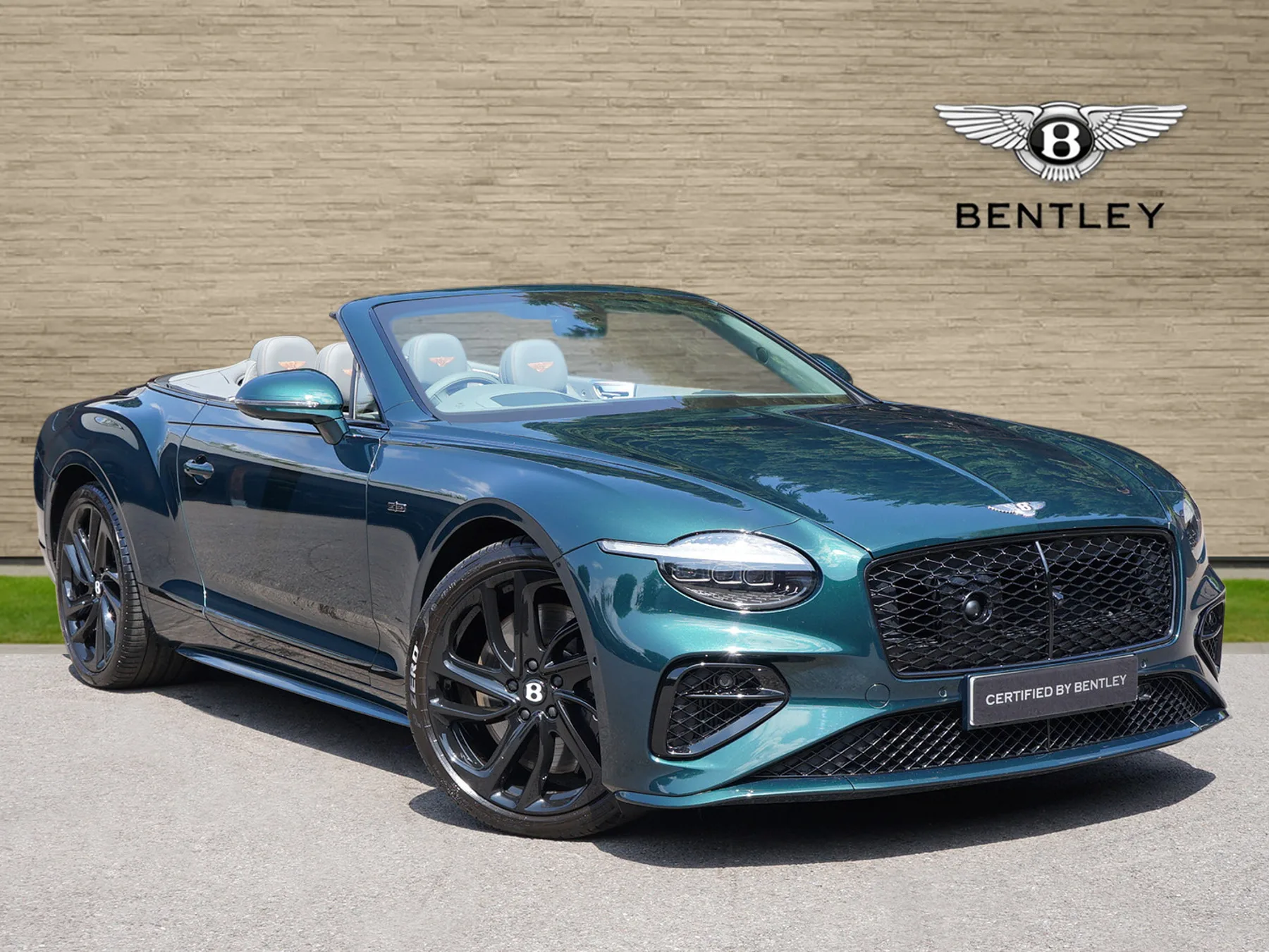 2025 Bentley Continental GTC Speed angeboten von einer Vertragshändlergruppe in Ripley, Vereinigtes Königreich, Hauptfoto
