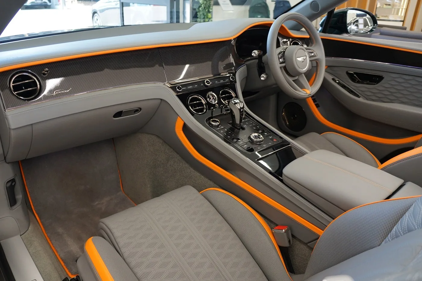 2025 Bentley Continental GTC Speed angeboten von einer Vertragshändlergruppe in Ripley, Vereinigtes Königreich, Foto 15 von 25