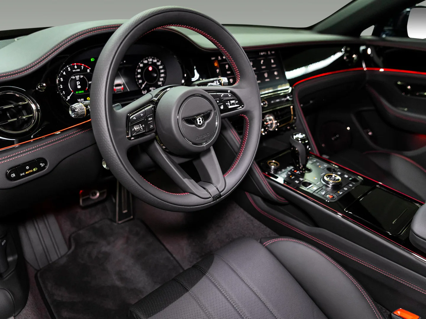 2025 Bentley Flying Spur Black Edition, 11/30