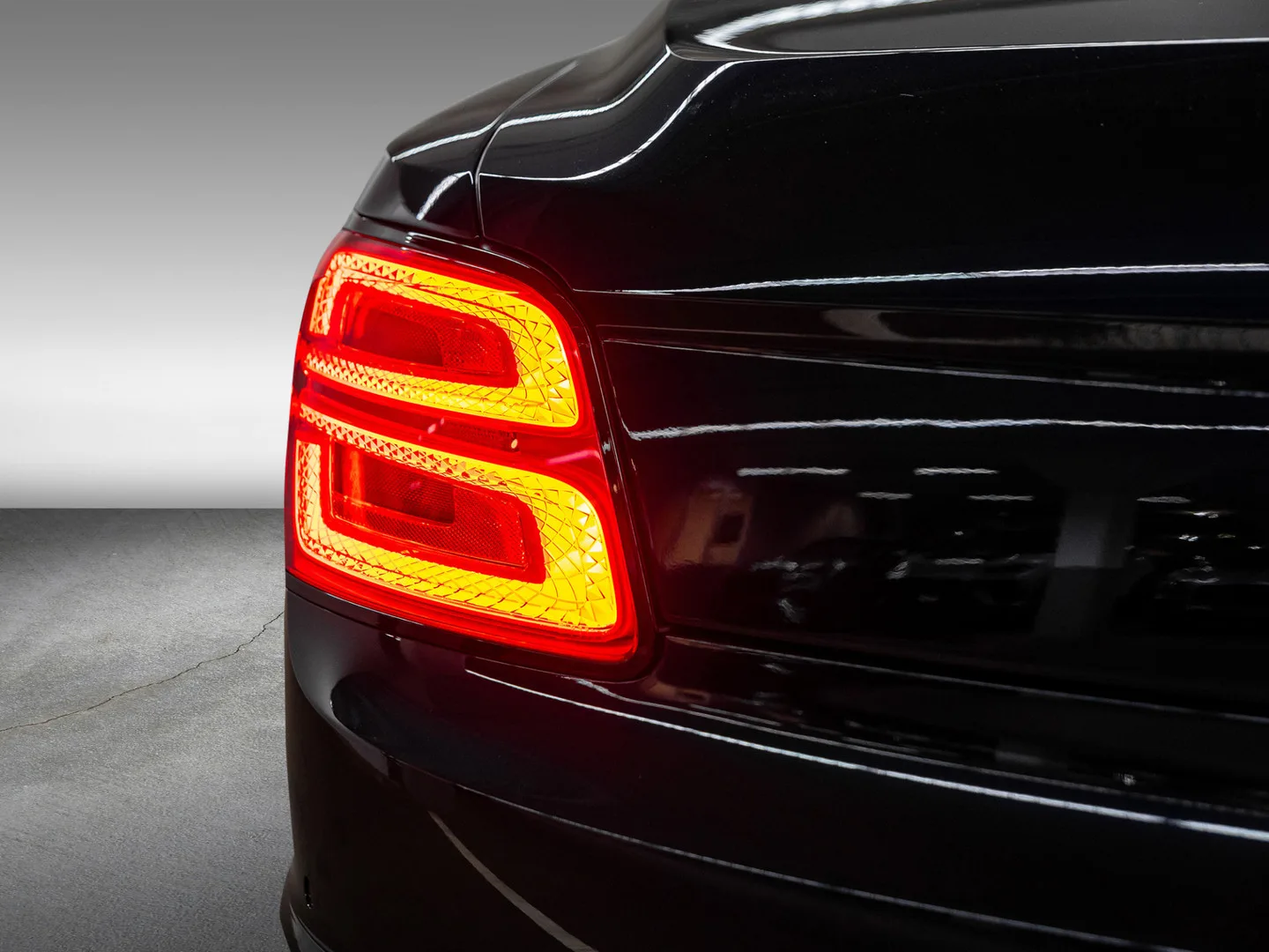 2025 Bentley Flying Spur Black Edition, 14/30