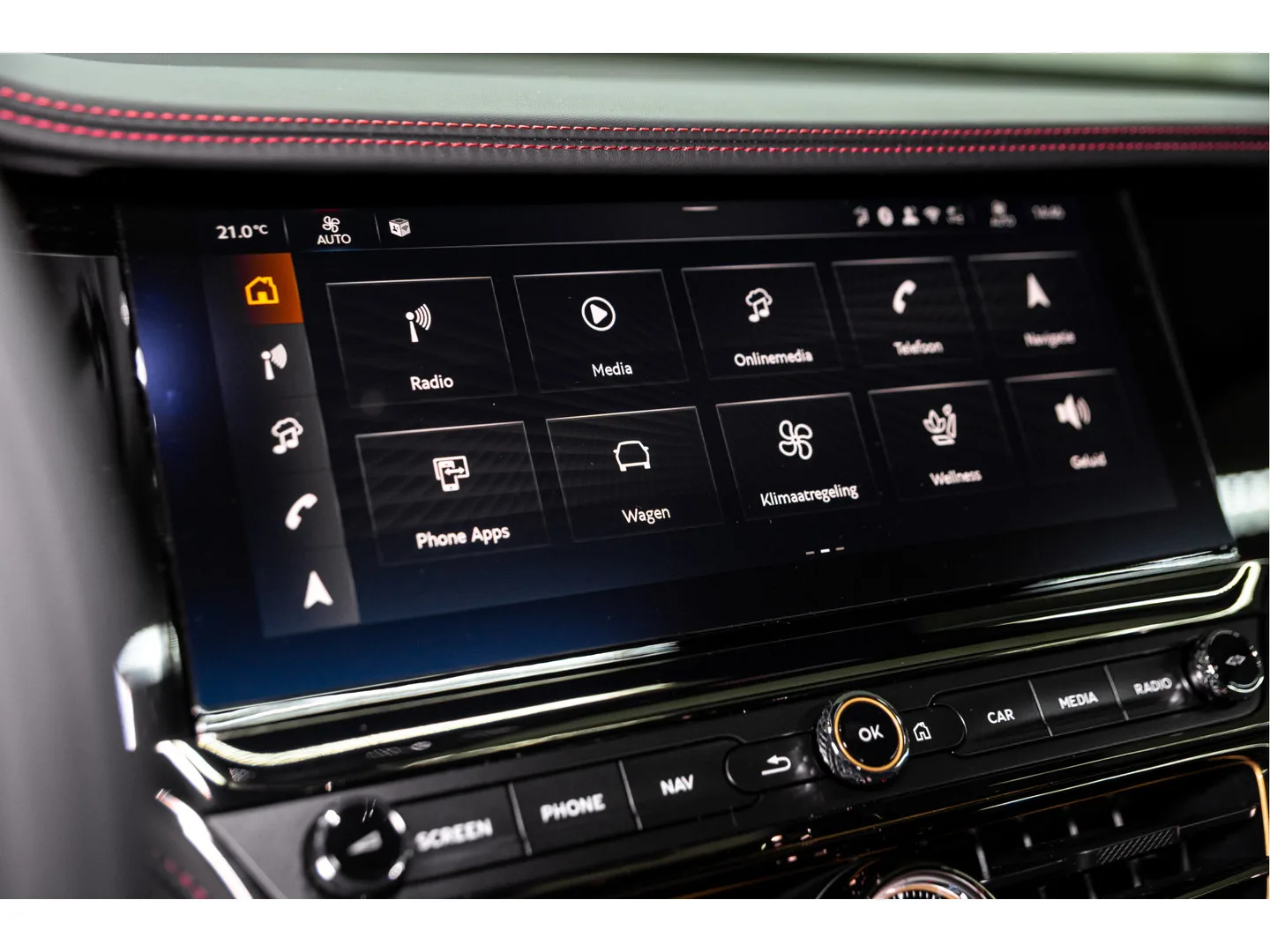 2025 Bentley Flying Spur Black Edition, 21/30