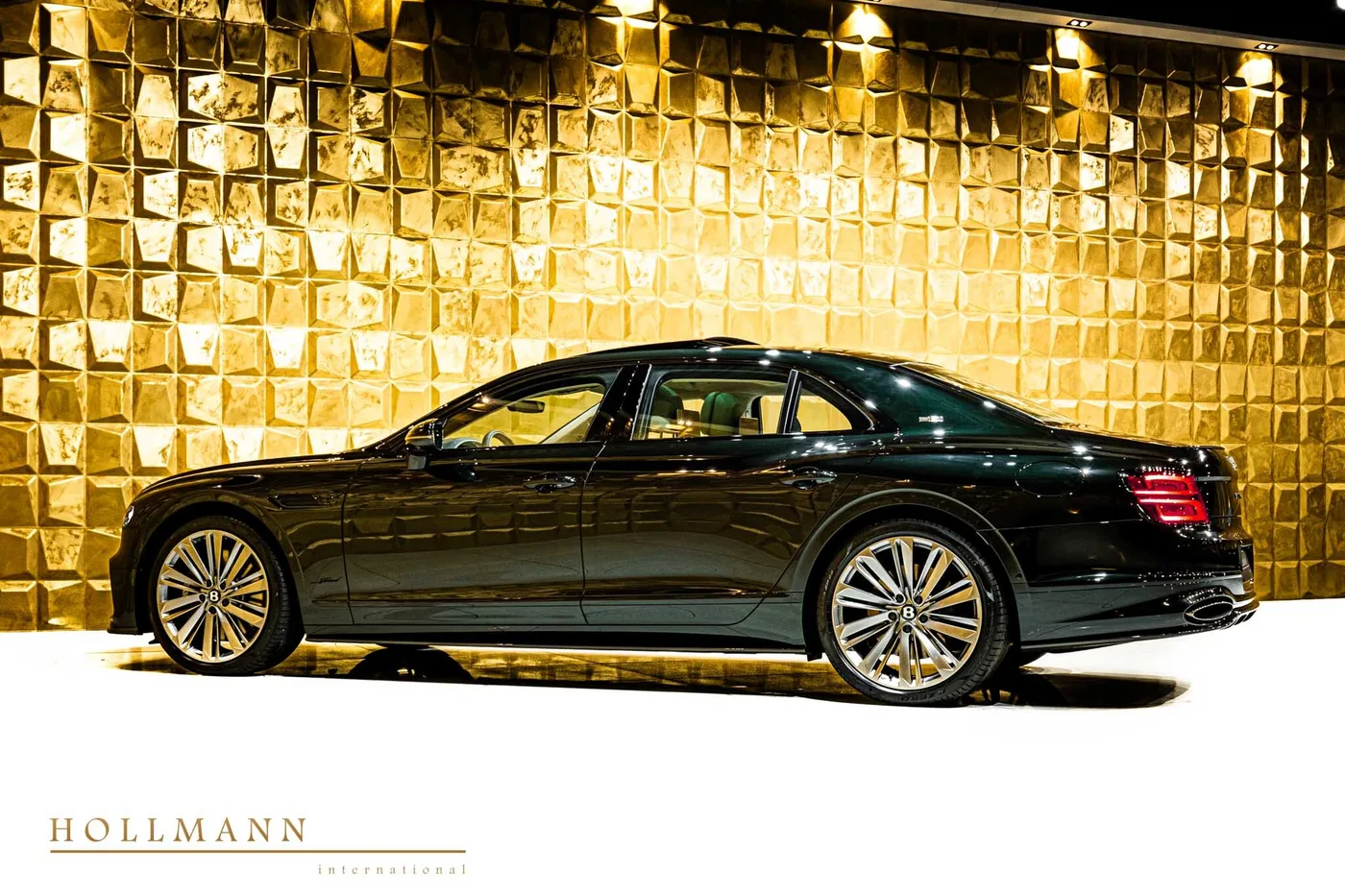 2025 Bentley Flying Spur Speed V8 Hybrid angeboten von einem Fachhändler in Stuhr, Deutschland, Foto 5 von 8