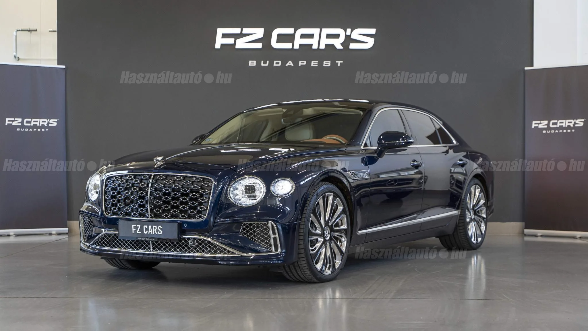 2025 Bentley Flying Spur Mulliner, 2/12