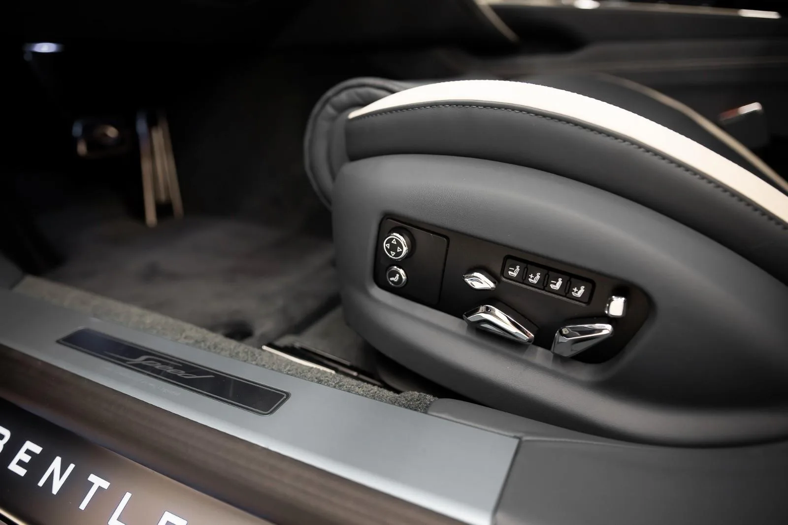 2025 Bentley Flying Spur Speed, 14/27