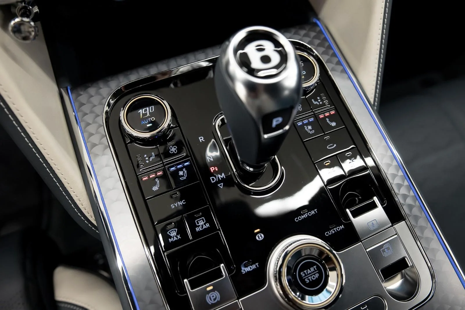 2025 Bentley Flying Spur Speed, 15/27