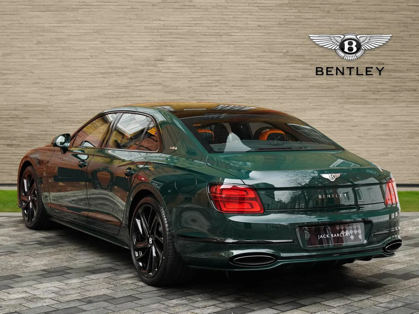 2025 Bentley Flying Spur Speed proposée par un groupe de concessions agréées à London, Royaume-Uni, photo 13 sur 25