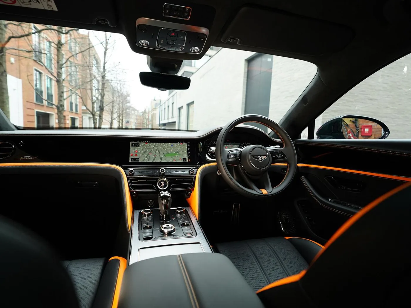 2025 Bentley Flying Spur Speed proposée par un groupe de concessions agréées à London, Royaume-Uni, photo 21 sur 25