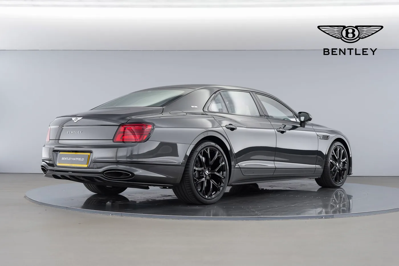 2025 Bentley Flying Spur Speed proposée par un groupe de concessions agréées à Hatfield, Royaume-Uni, photo 4 sur 25