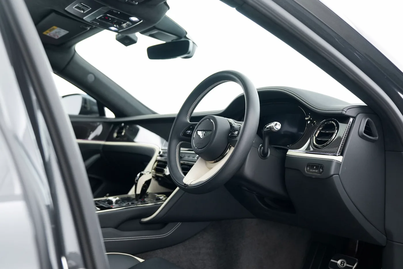 2025 Bentley Flying Spur Speed proposée par un groupe de concessions agréées à Hatfield, Royaume-Uni, photo 19 sur 25
