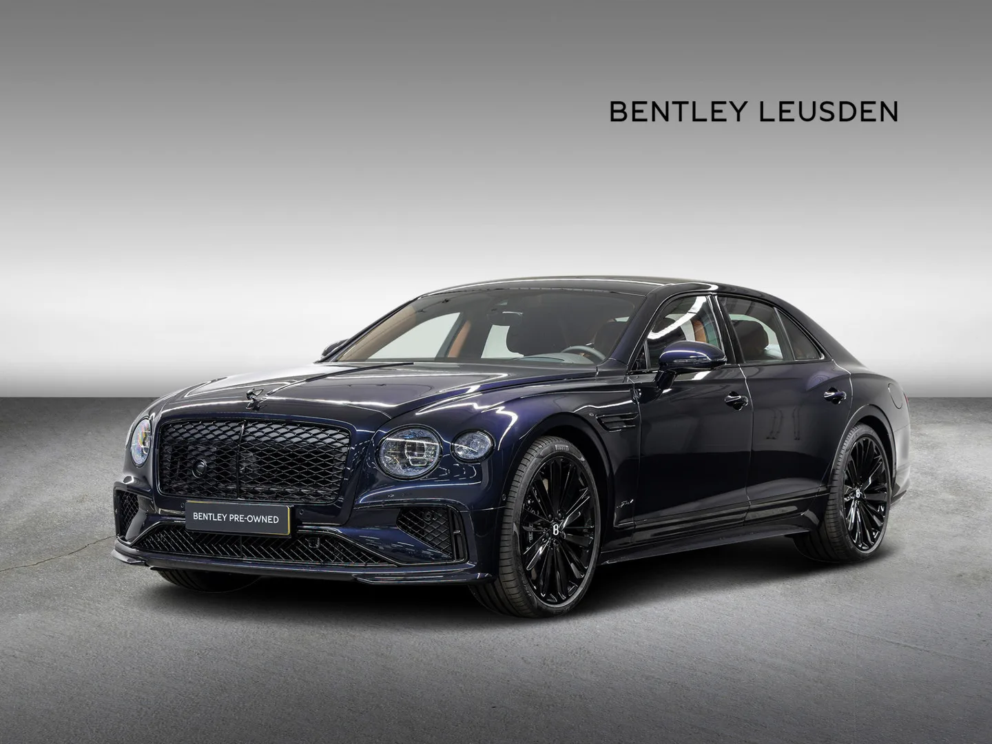 2025 Bentley Flying Spur Speed V8 Hybrid proposée par un concessionnaire agréé Bentley à Leusden, Pays-Bas, photo principale